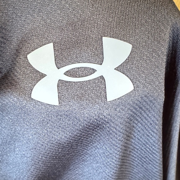 Under Armour Men's Dark Polo Shirt - Picture 6 of 6